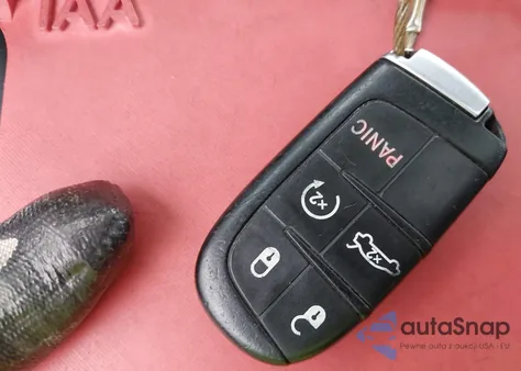 2016 Chrysler 300C z USA, uszkodzony, nr VIN 2C3CCAEG3GH212059